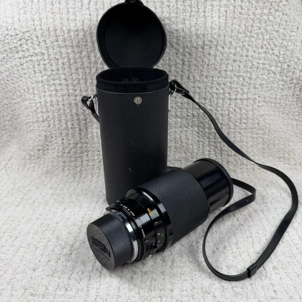 Vivitar Series 1 70-210mm f3.5 Macro Zoom Lens Olympus‎ Mount with Case